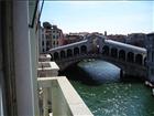 Vista sul ponte di Rialto